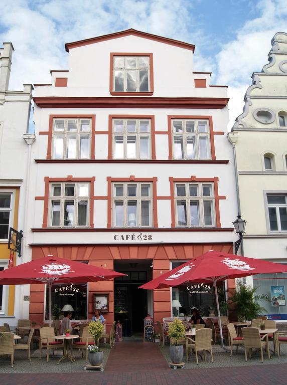 Cafe 28 & Pension Am Markt Wißmar Zewnętrze zdjęcie